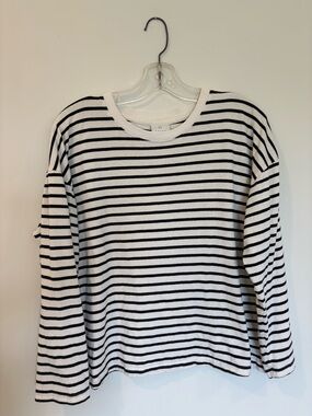 Striped Long Sleeve Crewneck Top - Black/White